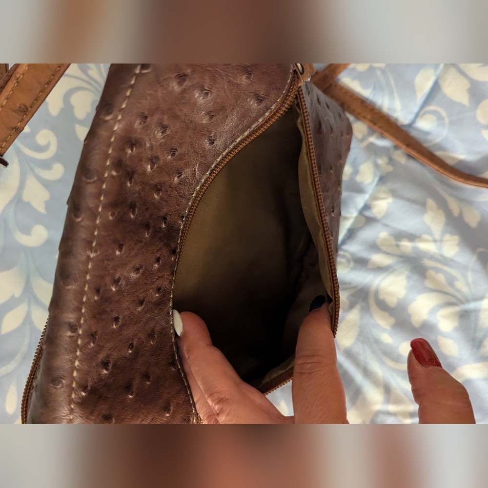 Leather crossbody messenger bag - Picture 5 of 10